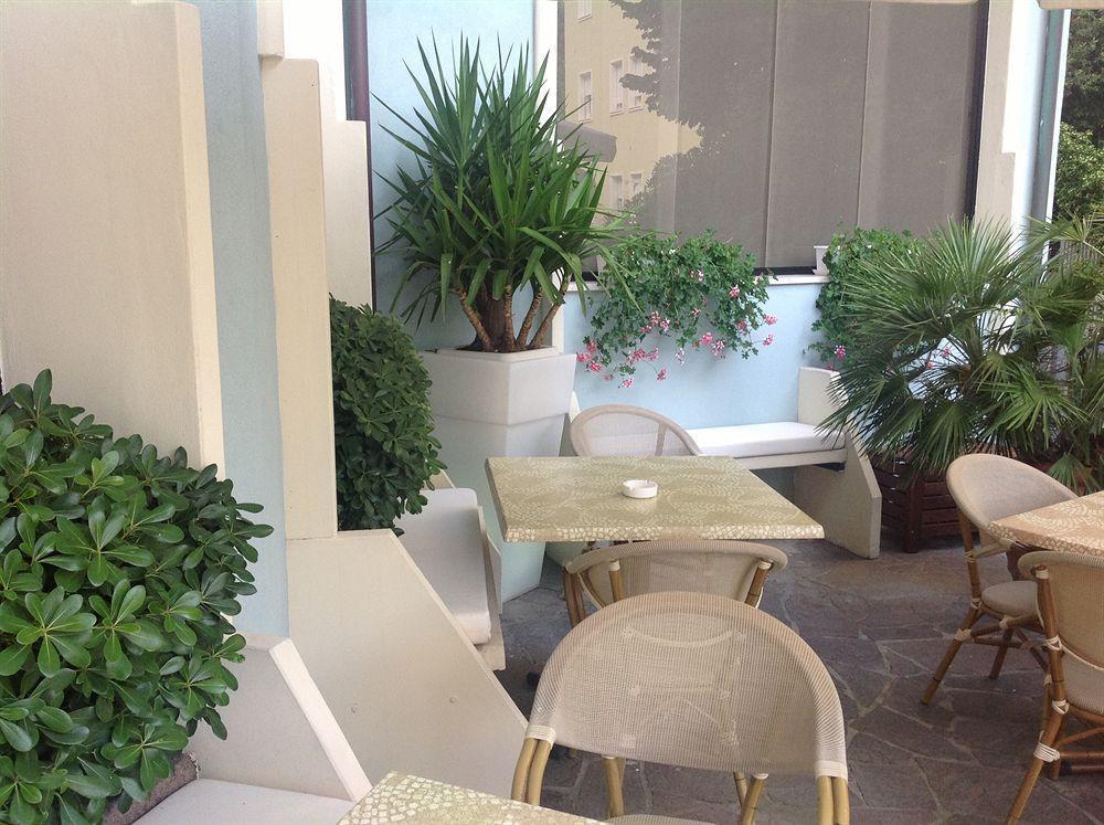 Hotel Arpa Rimini Exterior photo